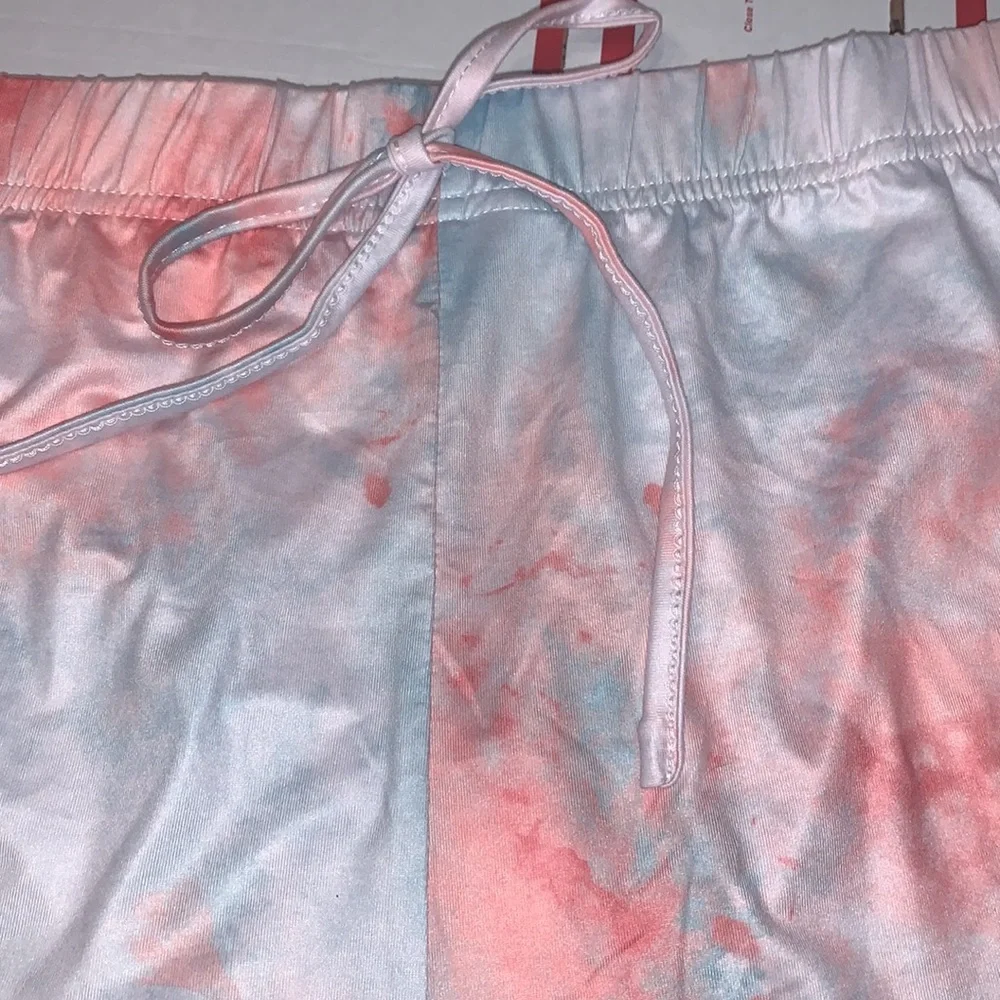 Night Shorts - Picture 2 of 7